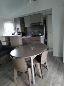 Campings Mobil Home : photos des chambres