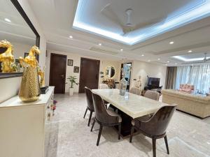 Elegant 3 BHK Apartment in DLF Gurugram