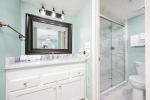 Phoenix IV 4031 condo