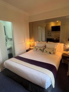 Hotels Maison LUTETIA R : Chambre Double Supérieure