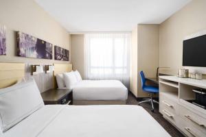 Standard Double Room with Two Double Beds room in Doubletree By Hilton New York Times Square West