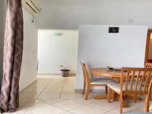 Apartments Tiho & Jelena - Studio Apartment with Balcony and Sea View Fureal