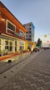 Fully Loaded Service Apartment - Vapi