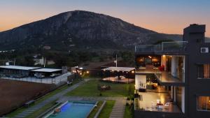 The Royalty By Jade - 5 BR Villa