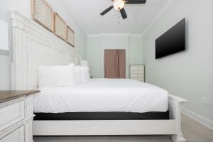 Phoenix Gulf Towers 2206 condo