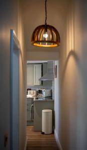 Gable Cottage - Stain- Copper Bath - Logburner