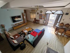 Bonjour Travellers Hostel