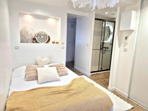 Appartements Cocon d-Argeles - Appartement tout confort, a 2min a pied de la gare : photos des chambres