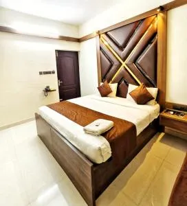 Hotel Shadow Regency - Ernakulam