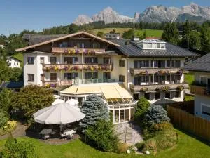 Hotel Edelweiss - Schinking