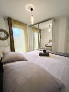 Appartements T2 cosy avec parking - Goupama Stadium LDLC Arena : photos des chambres