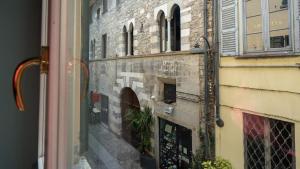 Alloggio del 1400 nel cuore del centro storico a 2 min dal porto e con 2 bici gratuite