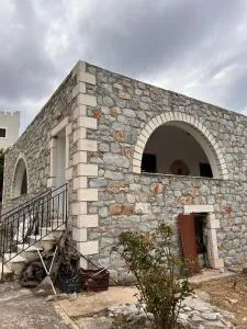 Theoni Garden House - 瓦夏