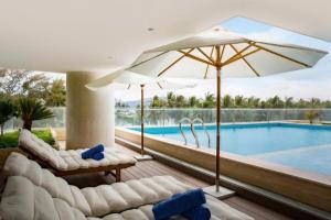 S Lux Apartment Starcity with Sea View