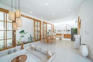 Villa ASÌN - NEW Tropical & Modern 3BR Central - Canggu beach