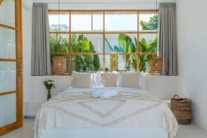 Villa ASÌN - NEW Tropical & Modern 3BR Central - Canggu beach