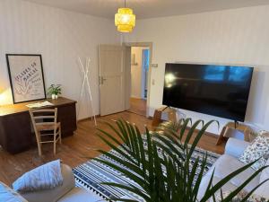 HYGGE - 100qm Wohnung in bester Lage mit Parkplatz und Balkon