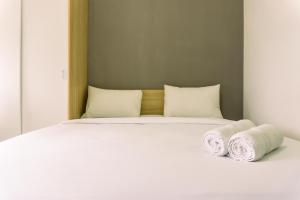 Studio Room with Cozy Style at Serpong Garden Apartment By Travelio