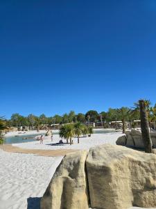 Campings MOBILHOME Lodge 3 chambres, 500m plage, camp 5 etoiles : photos des chambres