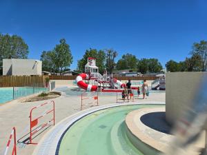 Campings MOBILHOME Lodge 3 chambres, 500m plage, camp 5 etoiles : photos des chambres