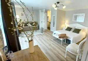 La Maison d'Émile - chambre du Levant - Monteils