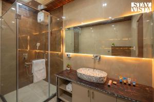 StayVista at The Binclave with Bar, Pool & Bonfire