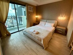 Studio Unit with Netflix