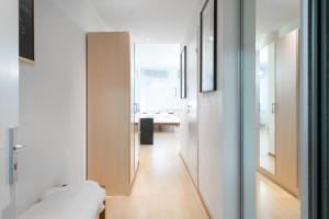 City center studio apartment