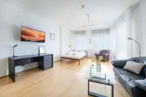 City center studio apartment