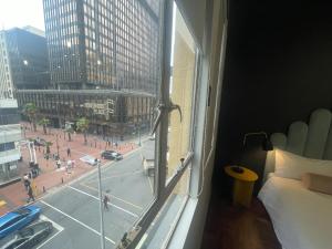 Black Brick Foreshore Studio Apartment