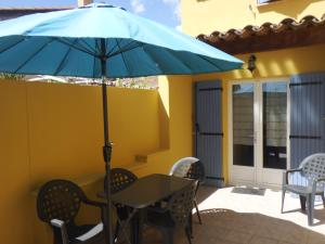 vacances en provence cyprès