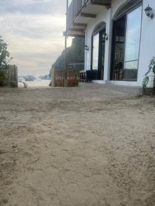 Apoheo Beach Cabin Free Use Motorbike During Stay