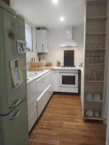 Little house in Bordeaux with pool - Bassens