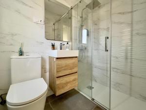 Housing León Santa Ana