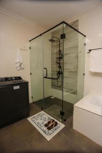 Yunia Luxury 1-Bed Apartment