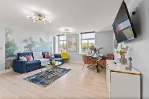 30 percent off! Sleek Apartment - 10 Minutes From Leeds - Heckmondwike