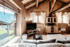 Romantic Chalet in the Leventina Mountains by Quokka 360 - Romantic Chalet - 罗丁