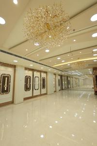 Hotel RGS Crystal