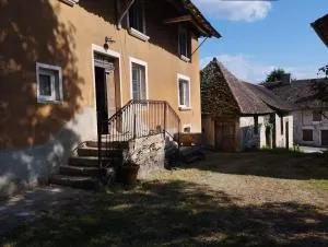 Charmante maison de famille rustique à la compagne - Lhuis