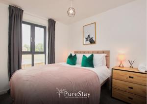 Stylish 5-bedroom Manchester Retreat Sleeps 9 by PureStay