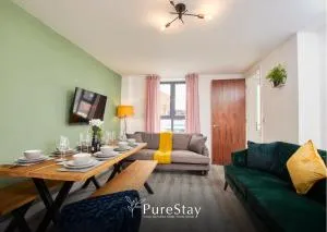 Perfect for Business Stays in Manchester - 5 Bedroom House By PureStay Short Lets & Serviced Accommodation - Moston