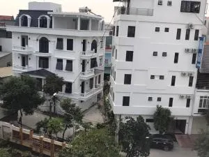 Phương Đông Motel - Làng Tiên Cát