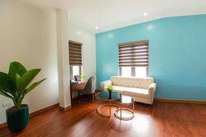 Phương Đông Motel