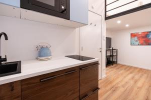 Dob 70 - Boutique Apartments, Best Location by BQA