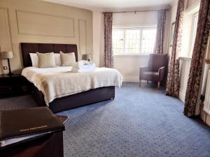 The Devils Punchbowl Hotel