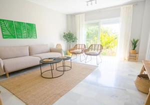 Alambra del Sol - Coastal Retreat by the Beach