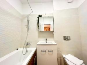 Central Apartment Near Old Town