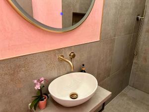 Luxurious guest house in Yorkshire with parking