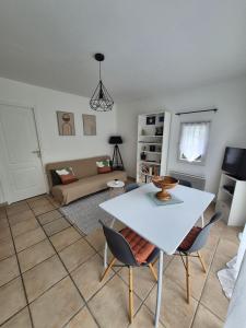 Appartements App renove au calme a 5mn des plages : photos des chambres
