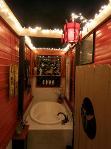 Vintage Glamping Travel Trailer with Views of San Fernando Valley near Los Angeles, California